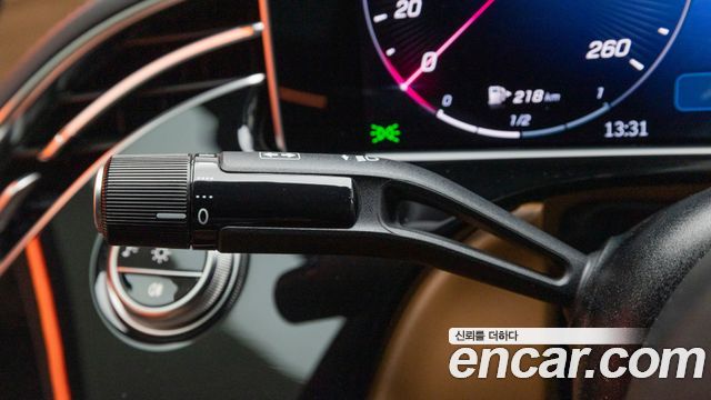 Mercedes-Benz E-Class (W214) E300 4MATIC AMG Line 2025 — фото 21