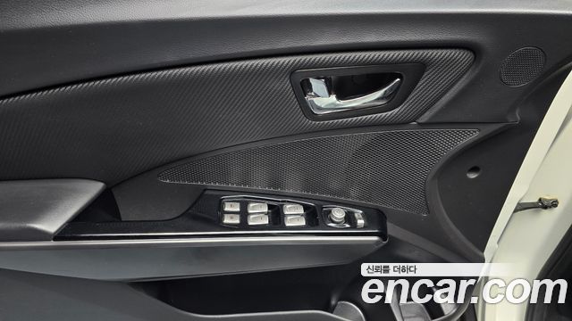 KG Mobility (SsangYong) Tivoli Air 1.6 IX 2WD 2017 — фото 30