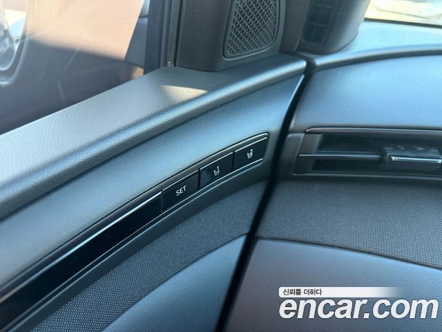 Hyundai Tucson Hybrid (NX4) N Line 2WD Inspiration 2022 — фото 18