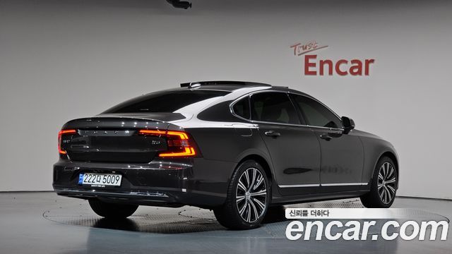 Volvo S90 B5 Ultimate Bright 2024 — фото 2