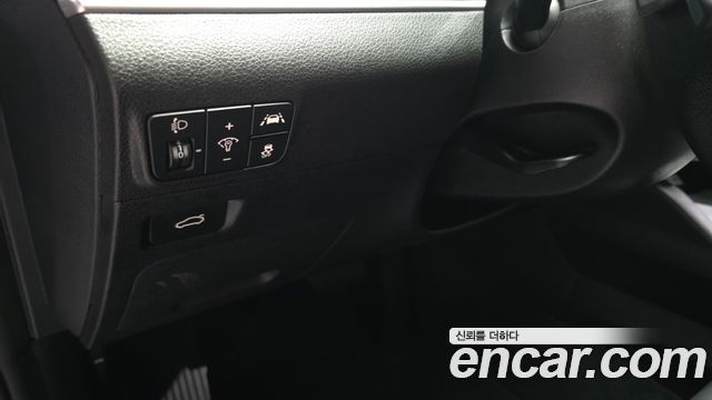 Kia K5 (III) 2.0 Trendy 2023 — фото 15