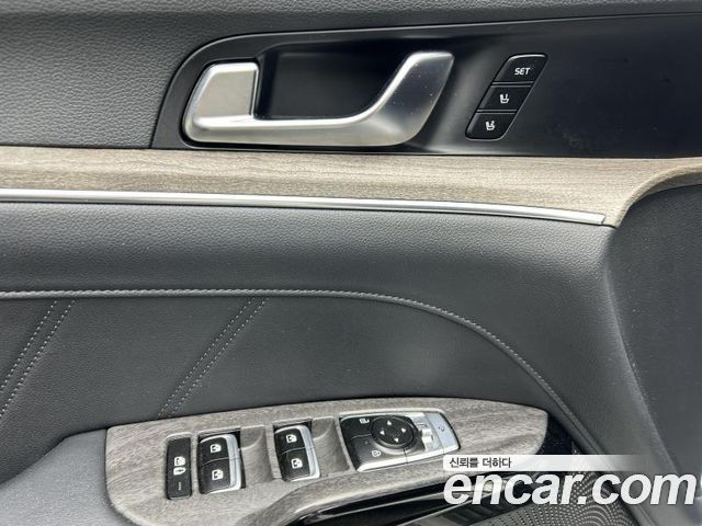 Kia K5 Hybrid (III) Signature 2021 — фото 19
