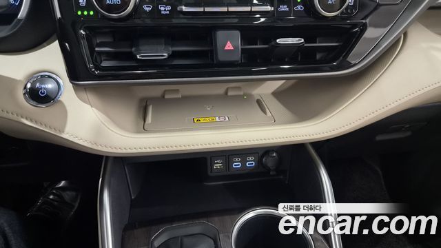 Toyota Highlander (IV) 2.5 4WD Limited 2023 — фото 17