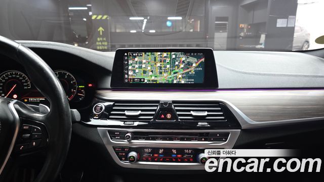 BMW 5 Series (G30) 520d M Sport Package Plus 2017 — фото 14