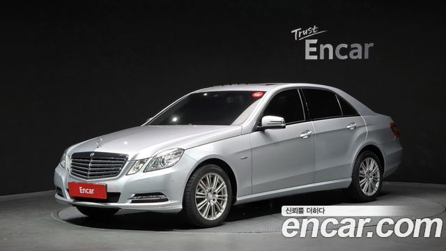 Mercedes-Benz E-Class (W212) E200 CGI