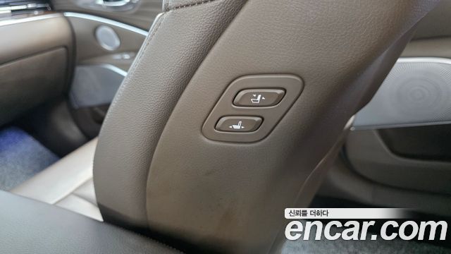 Kia K9 3.8 GDI PlatinumⅠ 2020 — фото 33