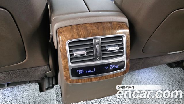 Kia K9 3.8 GDI PlatinumⅠ 2020 — фото 34