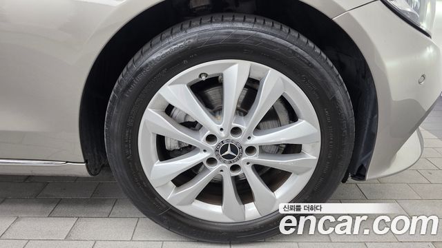 Mercedes-Benz C-Class (W205) C200 Avantgarde 2020 — фото 21