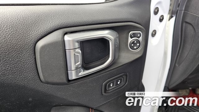 Jeep Wrangler (JL) 2.0 Rubicon Power Top 4Door 2019 — фото 30