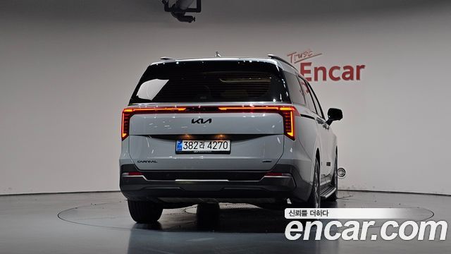 Kia Carnival (IV) HEV 7seater Gravity 2025 — фото 4