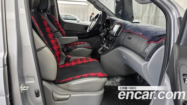 Hyundai Grand Starex Wagon 11-Seater Smart 2019 — фото 11