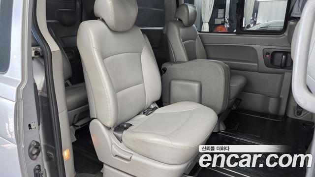 Hyundai Grand Starex Wagon 11-Seater Smart 2019 — фото 12