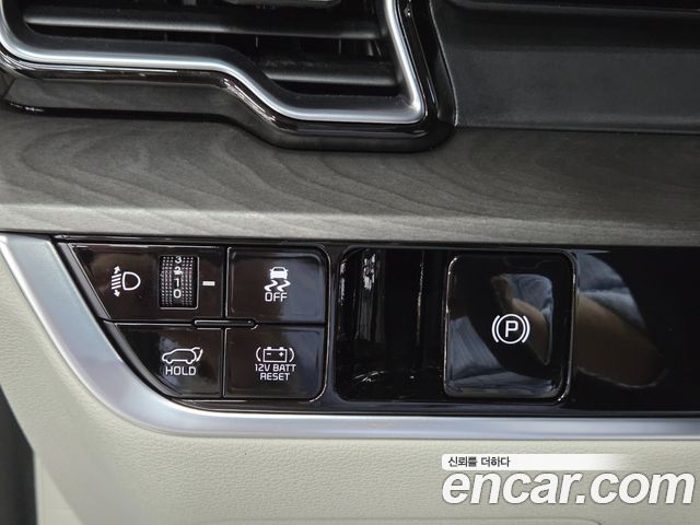 Kia Sportage Hybrid (V) Signature 4WD 2024 — фото 18