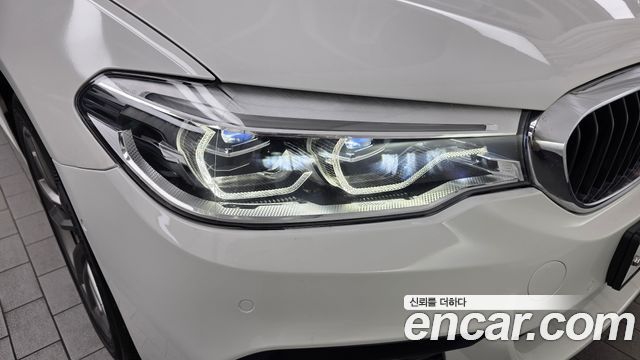 BMW 5 Series (G30) 530i xDrive M Sport Package Plus 2018 — фото 22