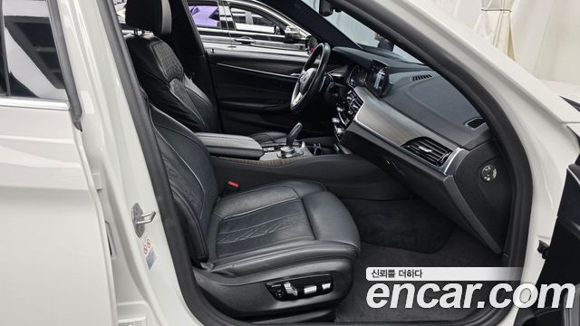 BMW 5 Series (G30) 530i xDrive M Sport Package Plus 2018 — фото 26