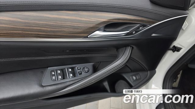 BMW 5 Series (G30) 530i xDrive M Sport Package Plus 2018 — фото 28