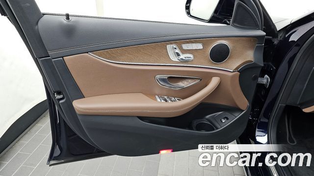 Mercedes-Benz E-Class (W213) E250 Exclusive 2021 — фото 24
