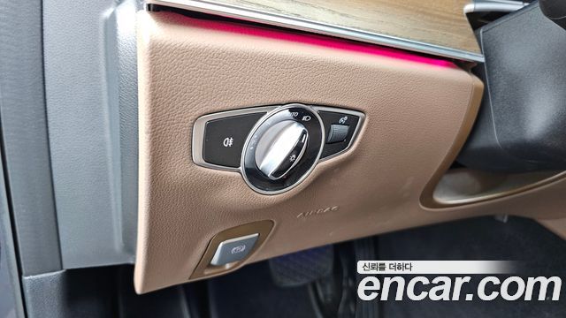 Mercedes-Benz E-Class (W213) E250 Exclusive 2021 — фото 29