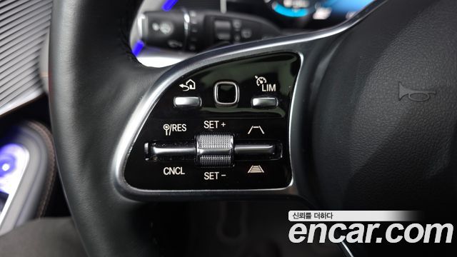Mercedes-Benz EQC (N293) EQC400 4MATIC Edition 1886 2020 — фото 32