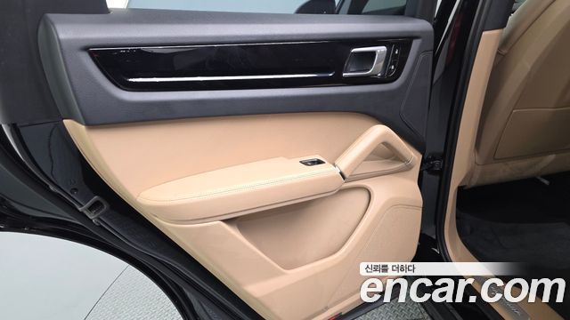 Porsche Cayenne (PO536) 3.0 E-Hybrid 2020 — фото 31