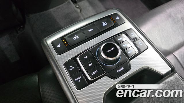 Genesis G80 3.3 GDI Luxury 2019 — фото 19