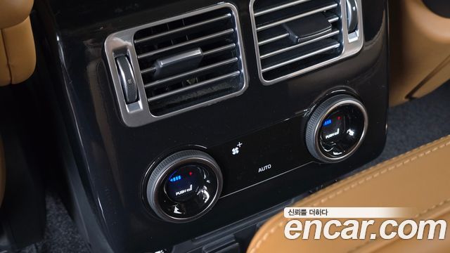 Land Rover Range Rover (IV) 4.4 SDV8 AB DIESEL 2019 — фото 23