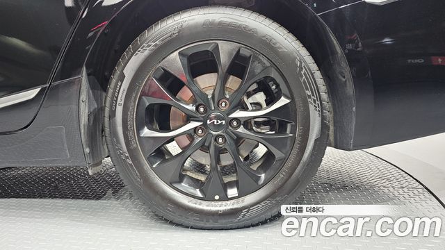 Kia K8 2.5 Gasoline 2WD Noblesse Light 2025 — фото 21