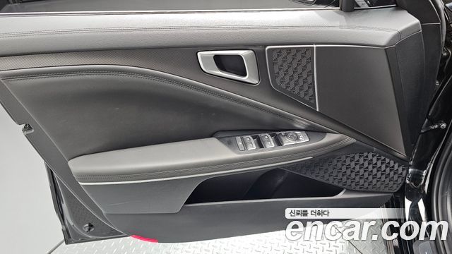 Kia K8 2.5 Gasoline 2WD Noblesse Light 2025 — фото 24