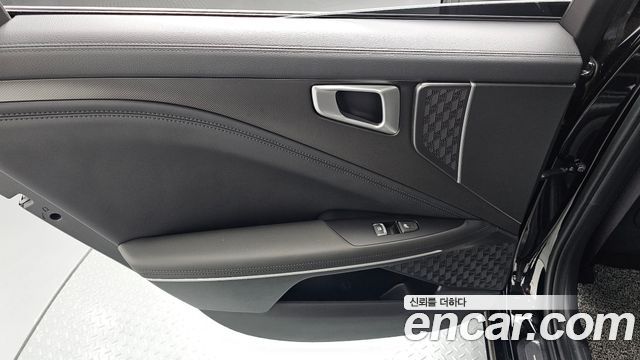 Kia K8 2.5 Gasoline 2WD Noblesse Light 2025 — фото 25
