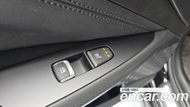 Kia K8 2.5 Gasoline 2WD Noblesse Light 2025 — фото 31