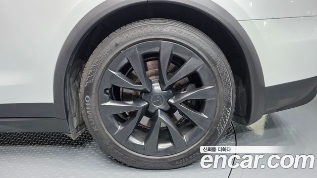 Tesla Model X AWD 2023 — фото 21