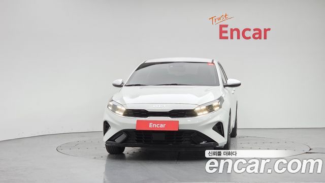 Kia K3 (II) 1.6 Prestige 2024 — фото 3
