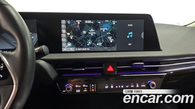 Kia EV6 Long Range Earth 2022 — фото 12