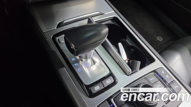 Genesis G80 3.3 GDI AWD Premium Luxury 2020 — фото 9