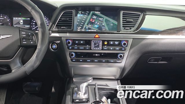 Genesis G80 3.3 GDI AWD Premium Luxury 2020 — фото 13
