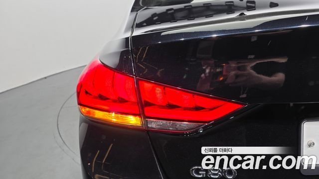 Genesis G80 3.3 GDI AWD Premium Luxury 2020 — фото 23