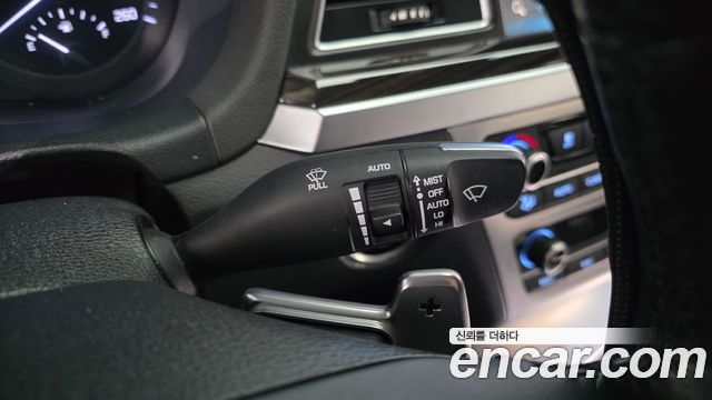 Genesis G80 3.3 GDI AWD Premium Luxury 2020 — фото 37