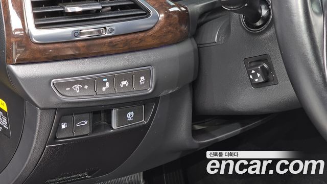 Genesis EQ900 3.8 GDI AWD Premium Luxury 2018 — фото 15