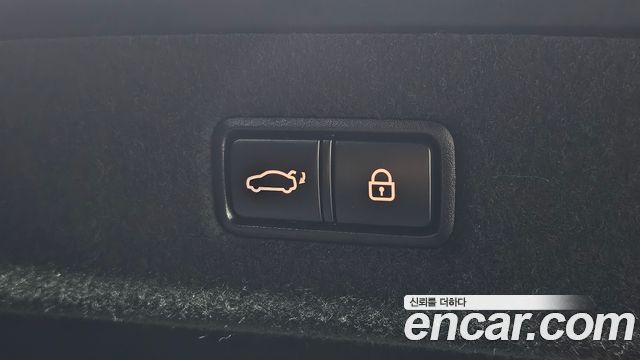 Genesis EQ900 3.8 GDI AWD Premium Luxury 2018 — фото 17