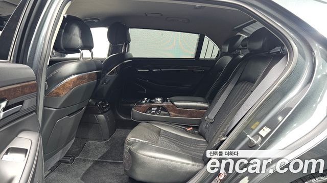 Genesis EQ900 3.8 GDI AWD Premium Luxury 2018 — фото 27