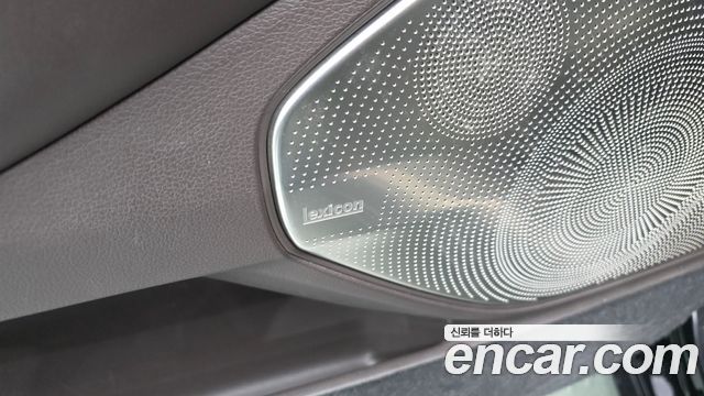 Genesis EQ900 5.0 GDI AWD Limousine Prestige 2016 — фото 35