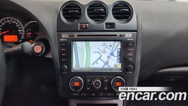 Nissan Altima 3.5 L32 2011 — фото 13