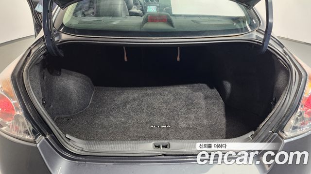 Nissan Altima 3.5 L32 2011 — фото 17