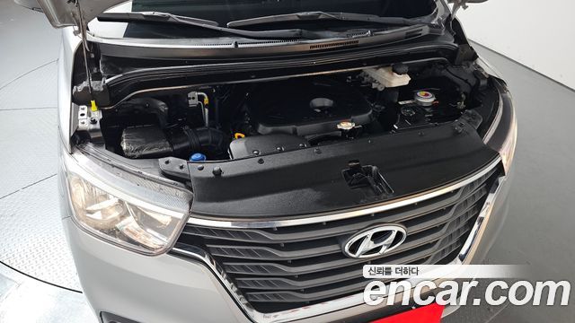 Hyundai Grand Starex Van 5-Seater Smart 2020 — фото 6