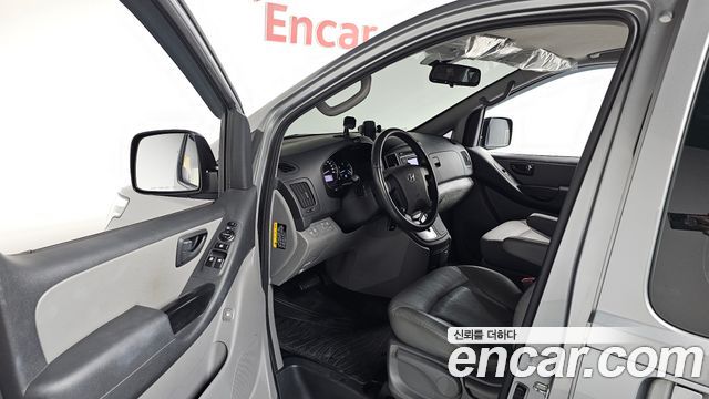 Hyundai Grand Starex Van 5-Seater Smart 2020 — фото 10