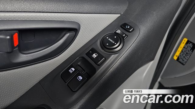 Hyundai Grand Starex Van 5-Seater Smart 2020 — фото 21