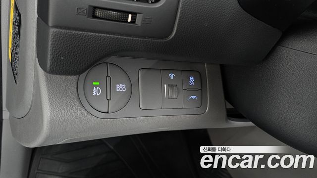 Hyundai Grand Starex Van 5-Seater Smart 2020 — фото 22