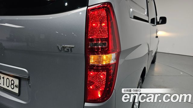 Hyundai Grand Starex Van 5-Seater Smart 2020 — фото 29