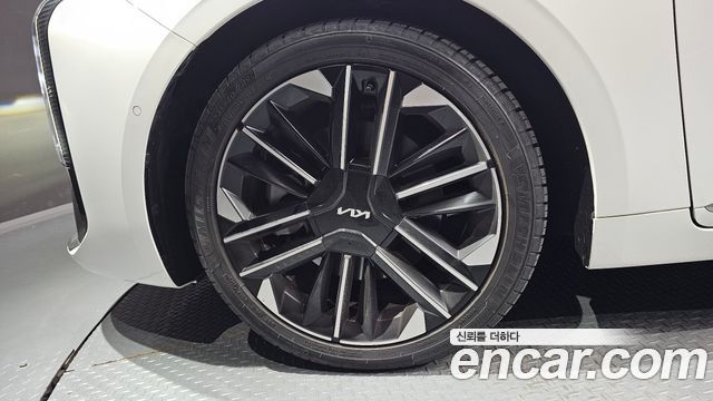 Kia K8 2.5 Gasoline 2WD Noblesse 2026 — фото 5