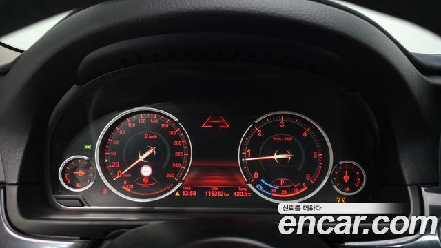 BMW 5 Series (F10) 520d M Aero Dynamic 2016 — фото 8